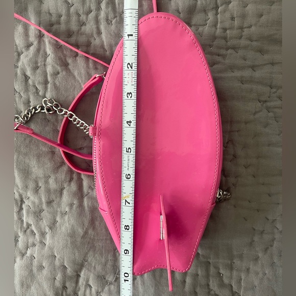 Betsey Johnson Surfs Up Pink Surfboard Crossbody Bag Zippered Silver Tropical - Picture 6 of 9